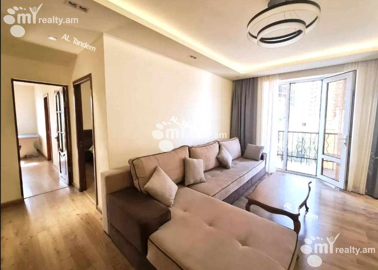 Купить 3 комнатную квартиру Сарян ул, Центр Ереван, 156667