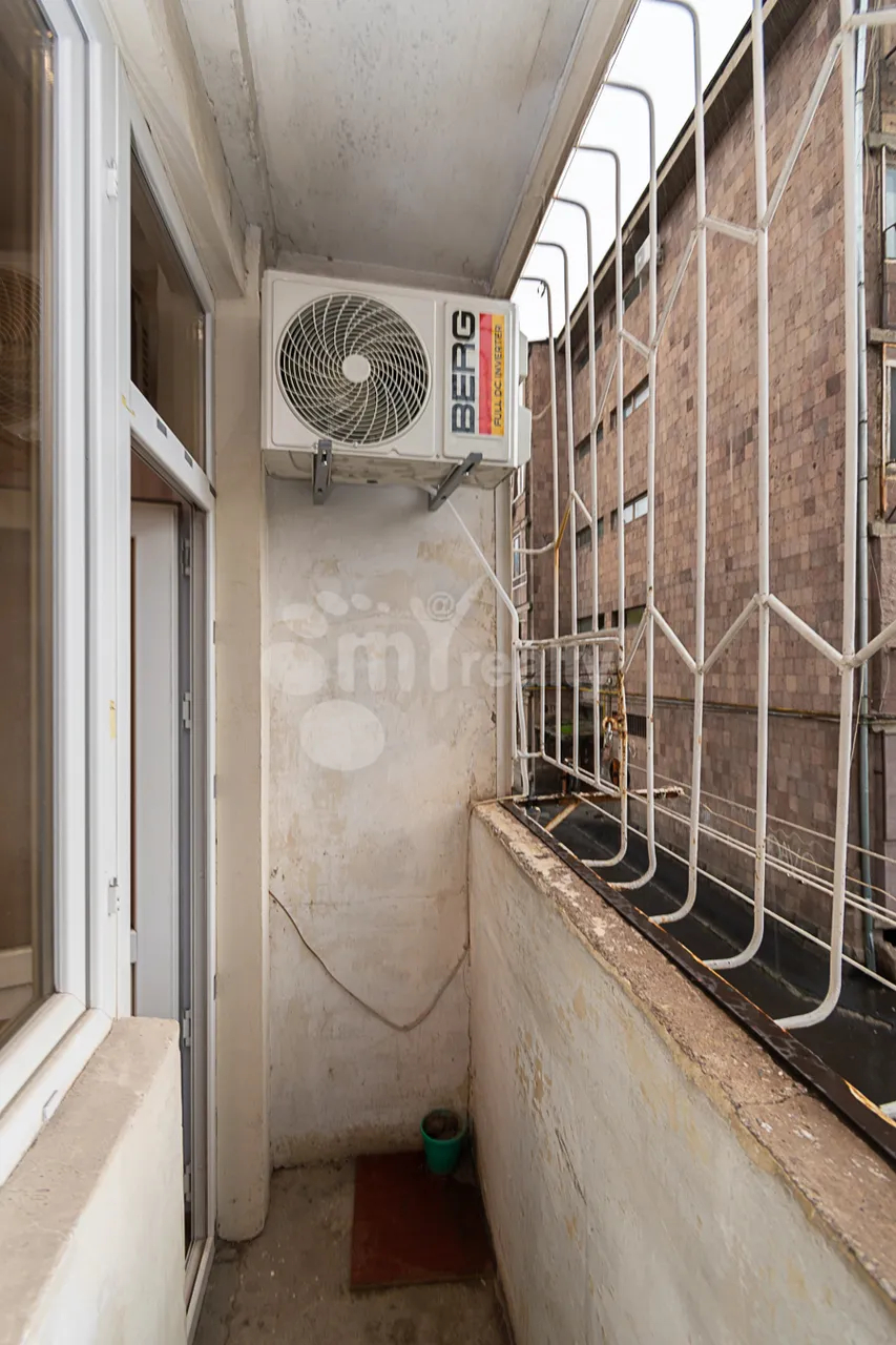 Купить 3 комнатную квартиру Азатутян пр, Арабкир Ереван, 160246