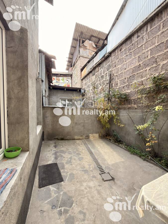 Առանձնատուն  Դրոյի փող., Քանաքեռ-Զեյթուն Երևան, 158038