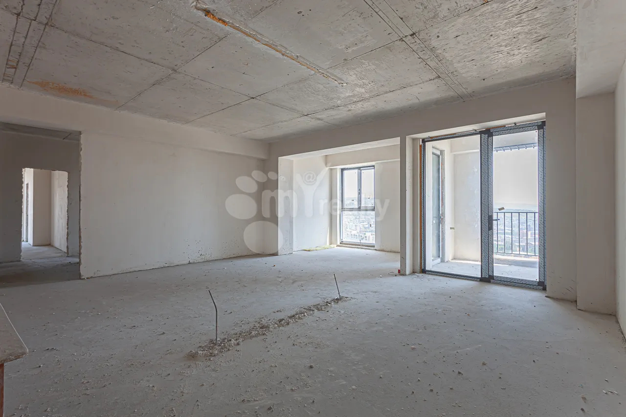 5 bedroom apartment for sale Aghbyur Serob St, Arabkir Yerevan, 161135