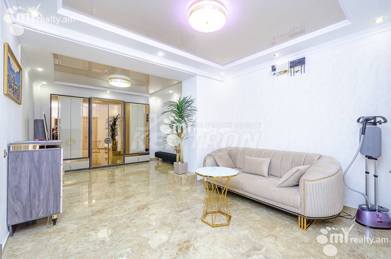 Купить 3 комнатную квартиру Антараин ул, Центр Ереван, 157086