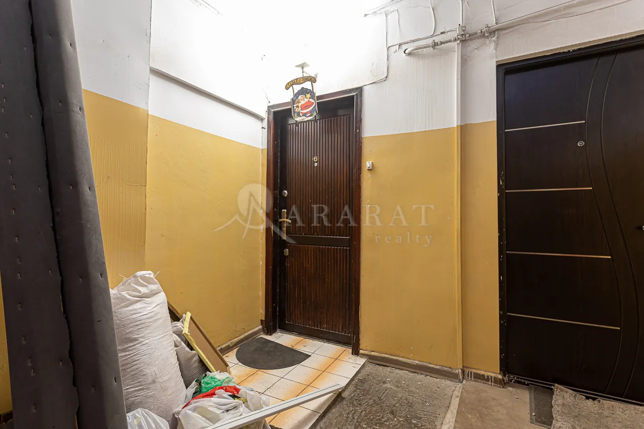 3 bedroom apartment for sale خیابان ایسرائیلیان, مرکز شهر ایروان, 157985