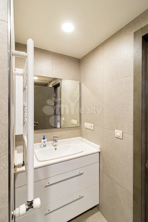 3 bedroom apartment for rent خیابان آنتارایین, مرکز شهر ایروان, 158847