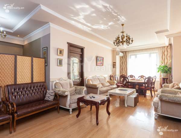 3-senyakanoc-bnakaran-vacharq-Yerevan-Center