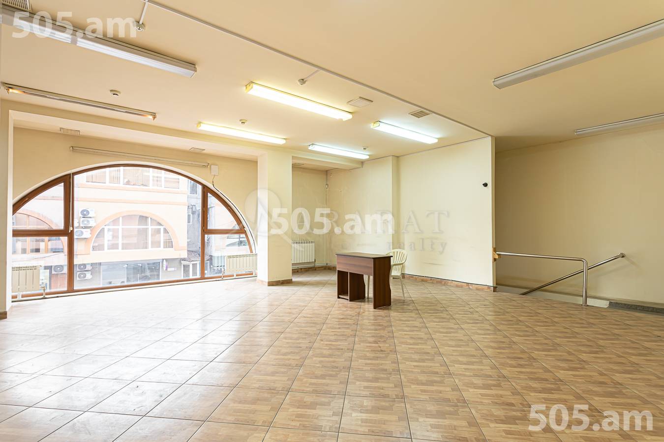 Commercial for rent خیابان اِ. کوچار, مرکز شهر ایروان, 156375