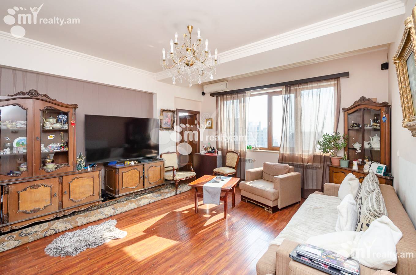 3 bedroom apartment for sale D. Demirchyan St, Center Yerevan, 144950