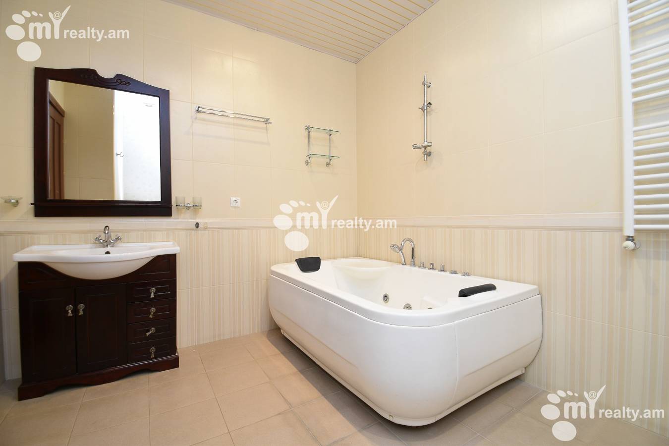 4 bedroom apartment for sale Sayat-Nova Ave, Center Yerevan, 122909