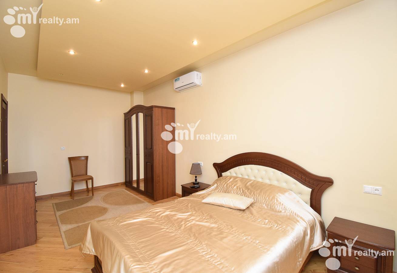 4 bedroom apartment for sale Sayat-Nova Ave, Center Yerevan, 122909