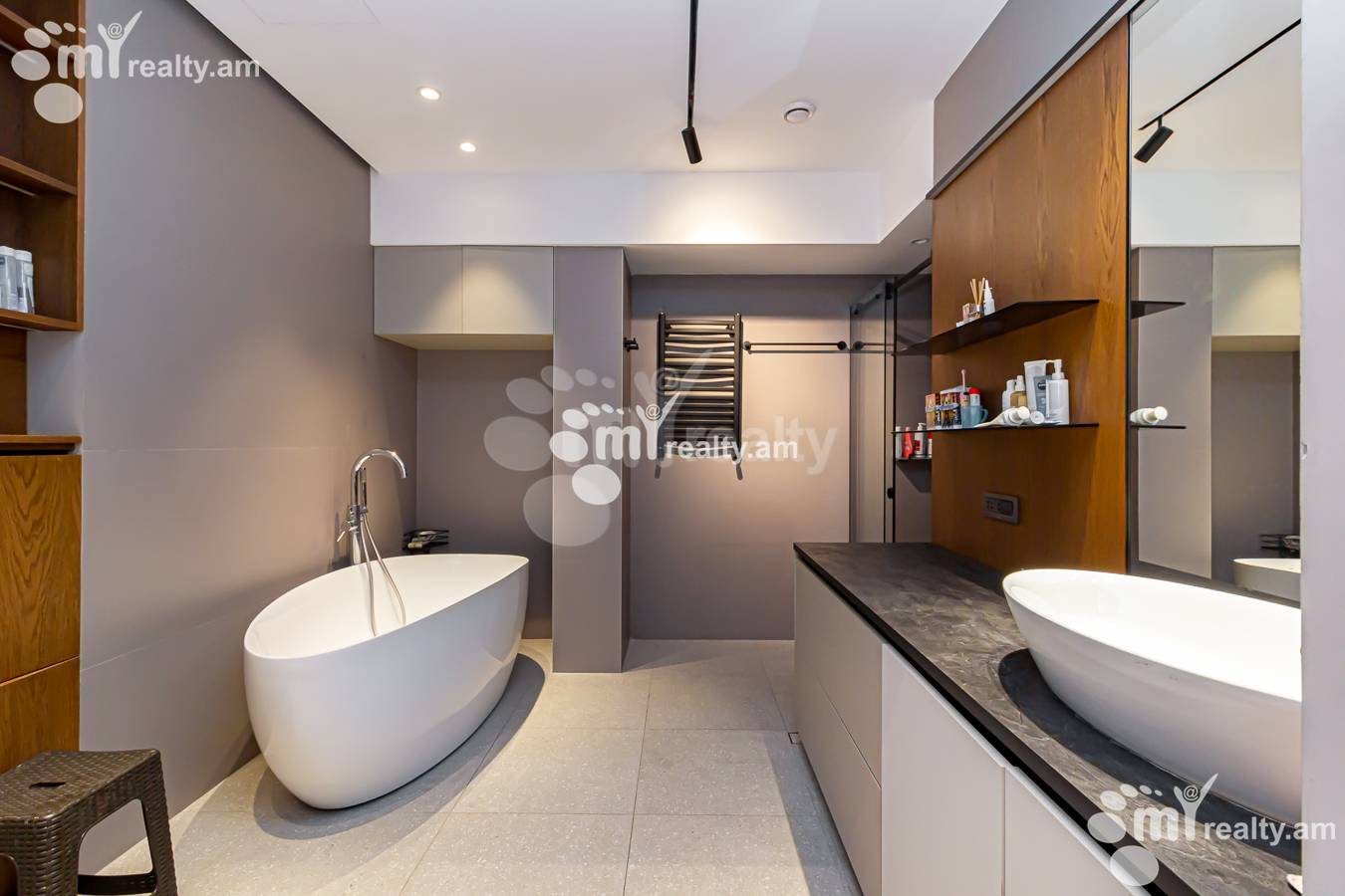 3 bedroom apartment for sale خیابان تومانیان, مرکز شهر ایروان, 152195