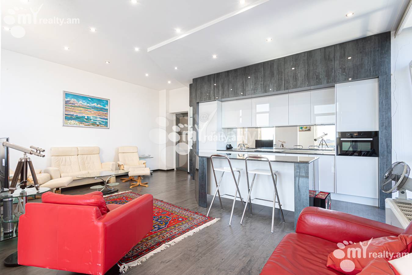 4 bedroom apartment for rent Aram St, Center Yerevan, 156863