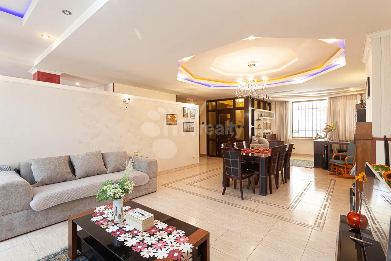 House for sale Sevqareci Saqo St, Arabkir Yerevan, 161229