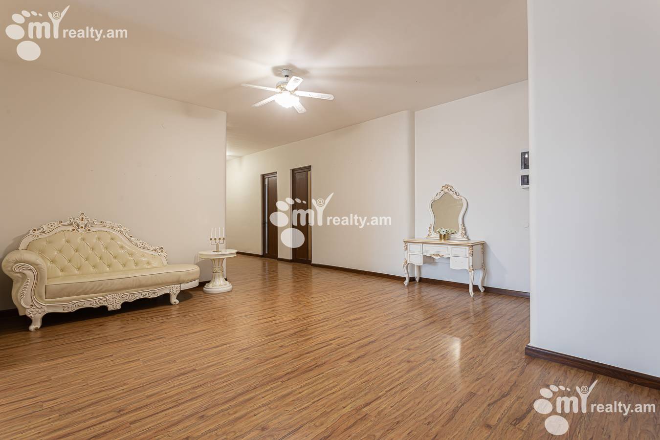 4 bedroom apartment for rent خیابان امیریان, مرکز شهر ایروان, 156946