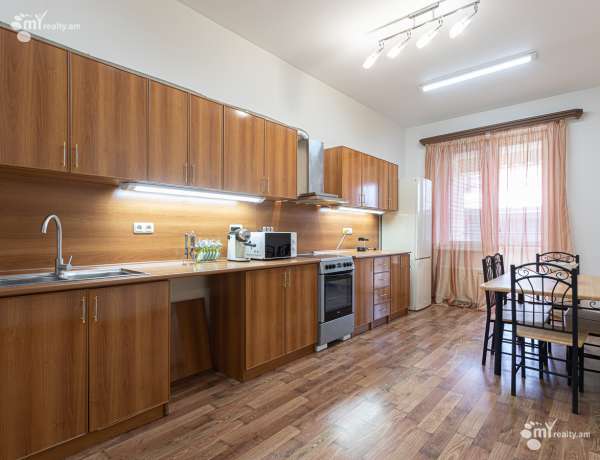 4-senyakanoc-bnakaran-vardzakalutyun-Yerevan-Center