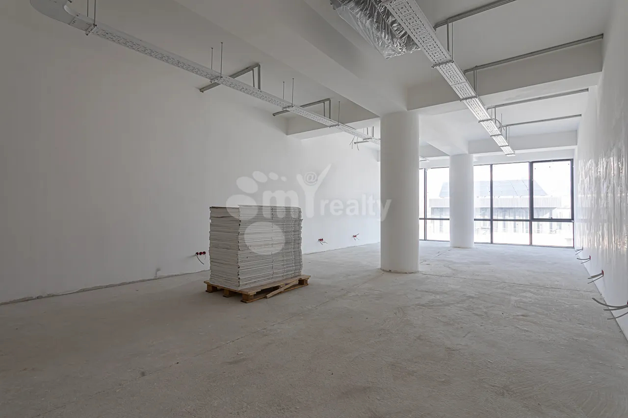 Commercial property for rent Azatutyan Ave, Arabkir Yerevan, 158322