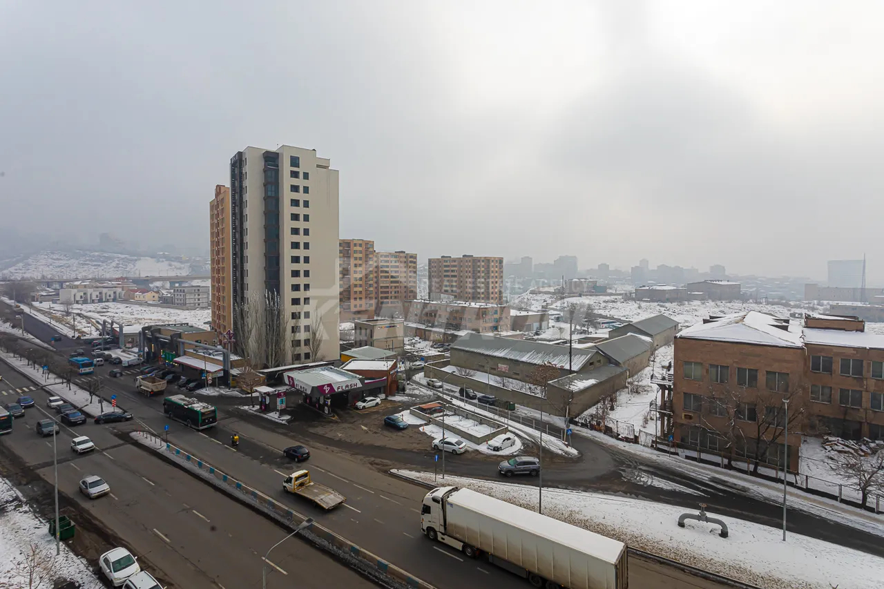 3 սենյականոց բնակարան  Գևորգյան փող․, Դավթաշեն Երևան, 159193