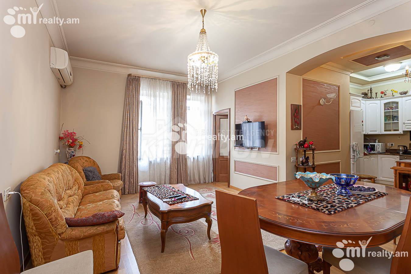 Купить 2 комнатную квартиру Маштоца пр, Центр Ереван, 153093