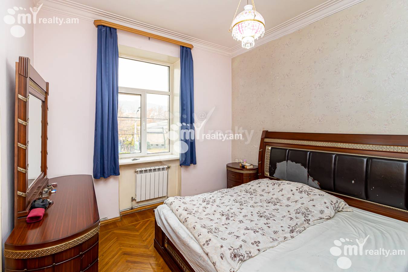 3 bedroom apartment for rent Khanjyan St, Center Yerevan, 148957