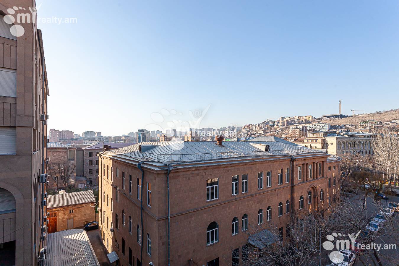 3 bedroom apartment for rent Bayron St, Center Yerevan, 146561
