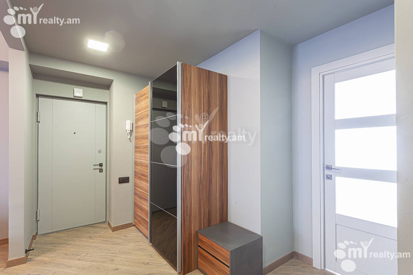 3 bedroom apartment for sale Tigran Mets Ave, Center Yerevan, 144327
