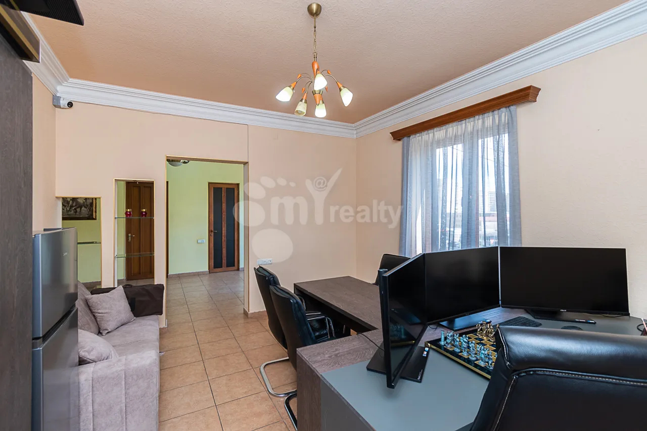 House for sale Melqumov St, Adjapnyak Yerevan, 160638