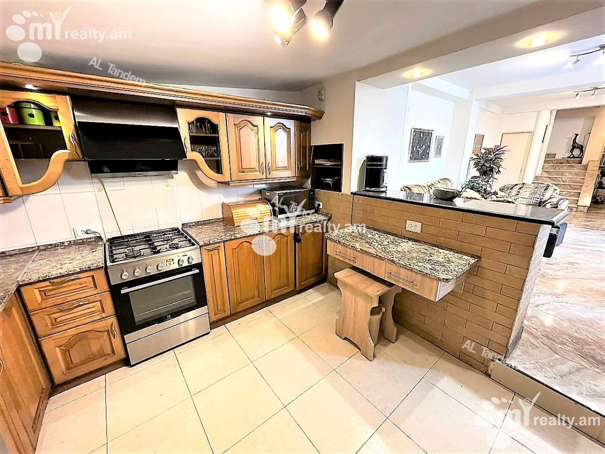 House for sale خیابان سوسه, عربگیر ایروان, 131996