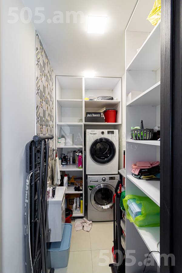 Купить 2 комнатную квартиру Амирян ул, Центр Ереван, 153533