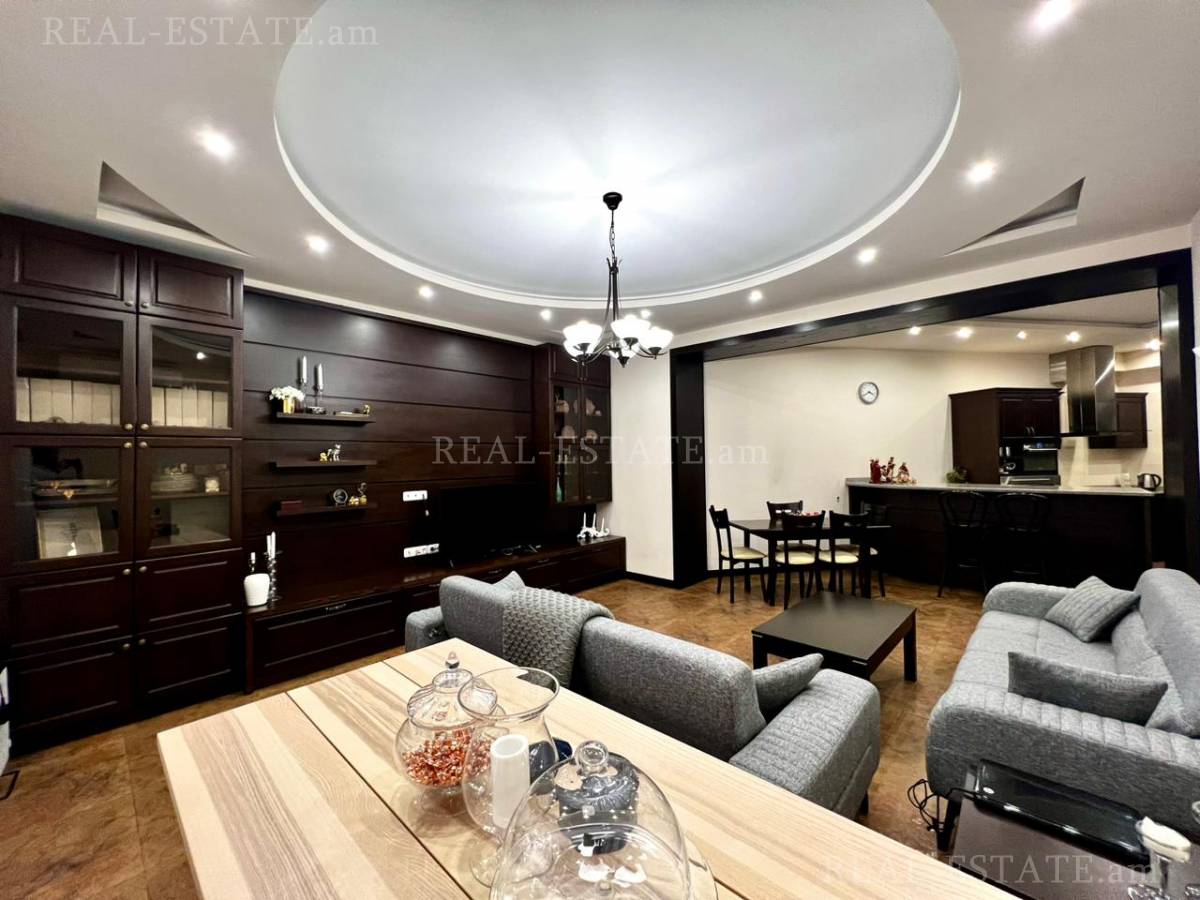 3 bedroom apartment for sale Northern(Hyusisayin)  Ave, Center Yerevan, 132347