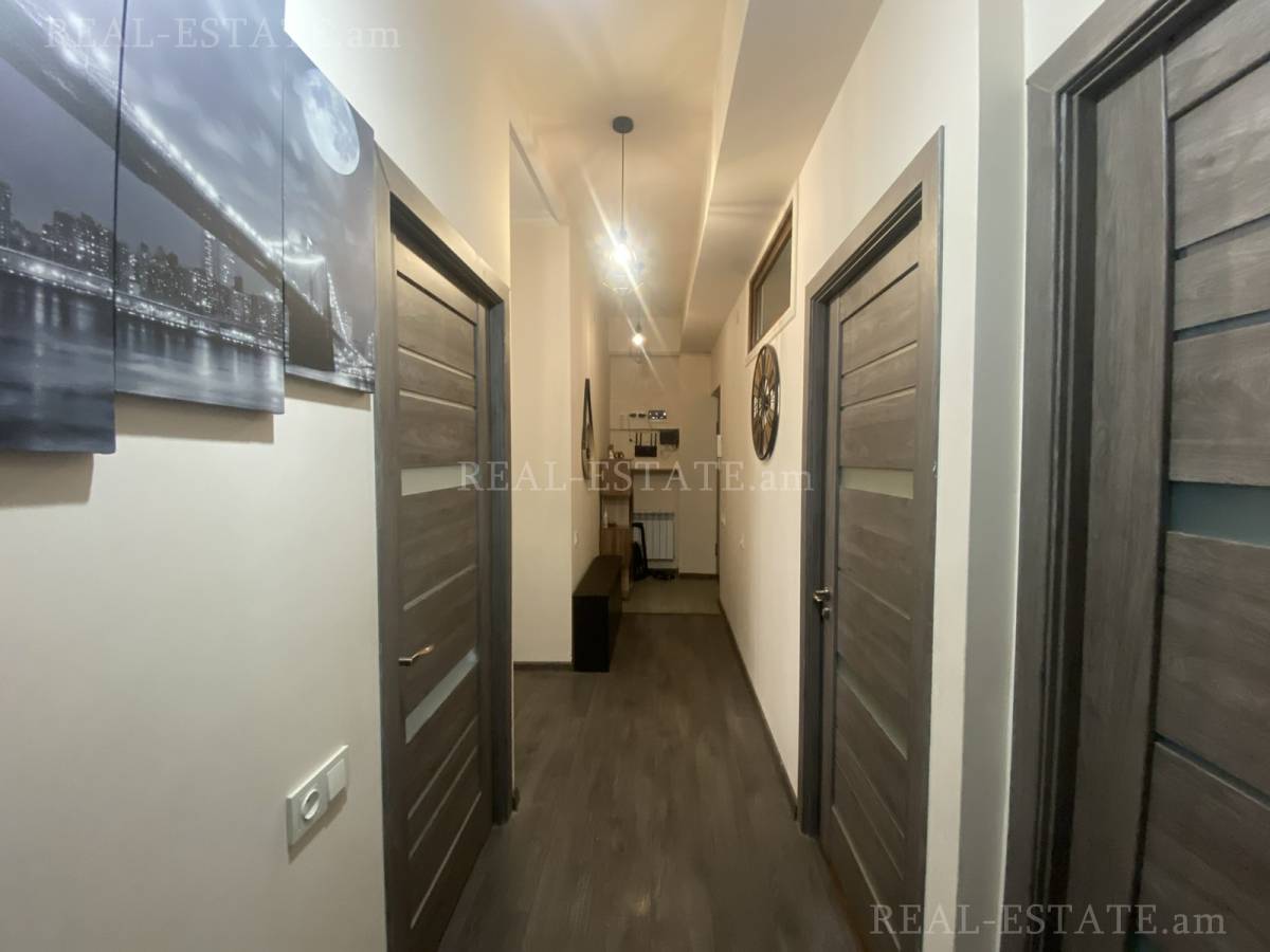 3 bedroom apartment for sale خیابان میکویان, داوتاشِن ایروان, 131716