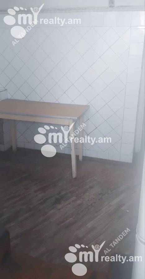 Купить 2 комнатную квартиру Кохбаци ул, Центр Ереван, 155045