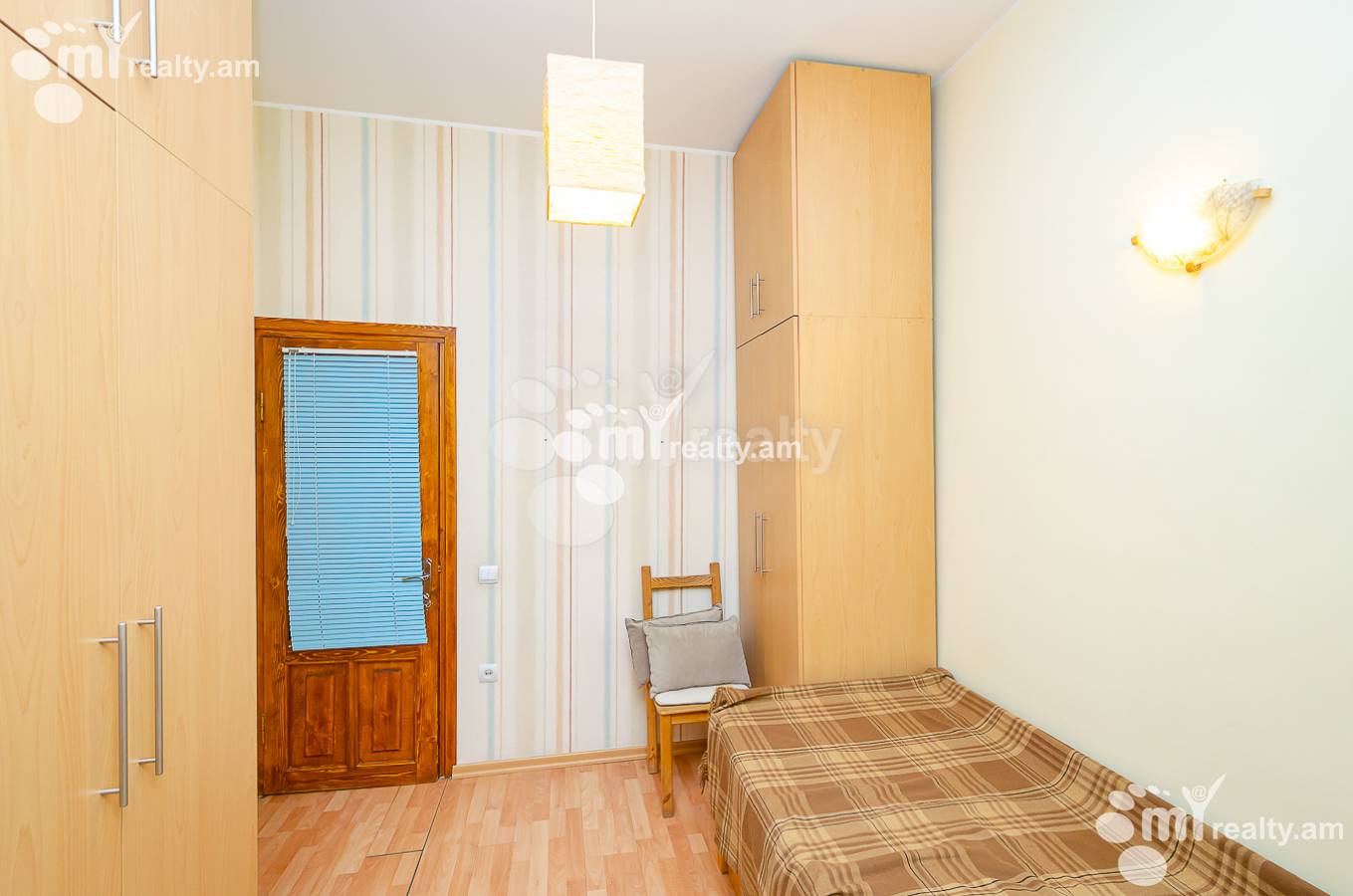 4 bedroom apartment for rent خیابان پوشکین, مرکز شهر ایروان, 151207