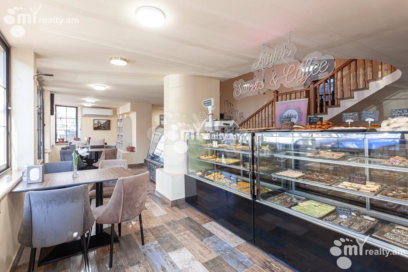 Commercial for sale خیابان کومیتاس, عربگیر ایروان, 155497