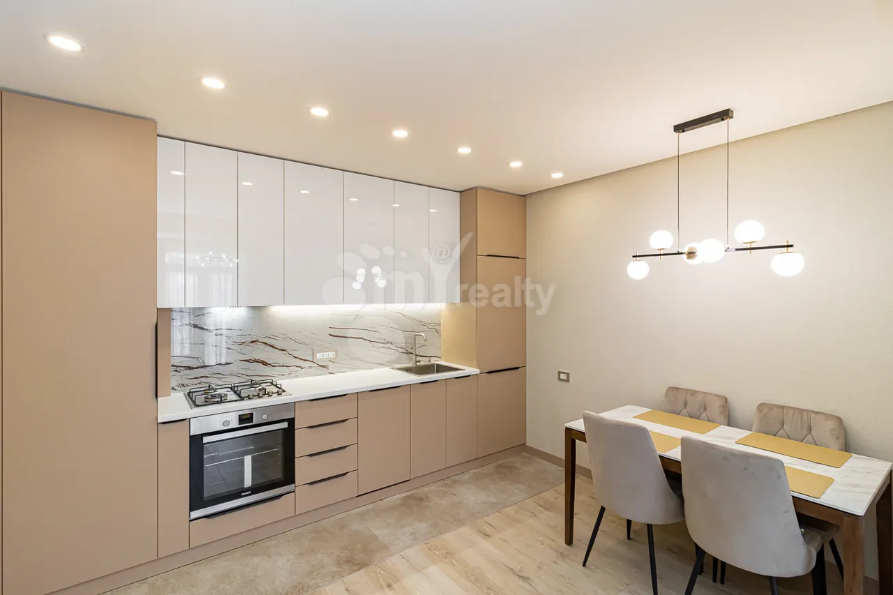 2 սենյականոց բնակարան վարձով Ազատության պող, Արաբկիր Երևան, 160212