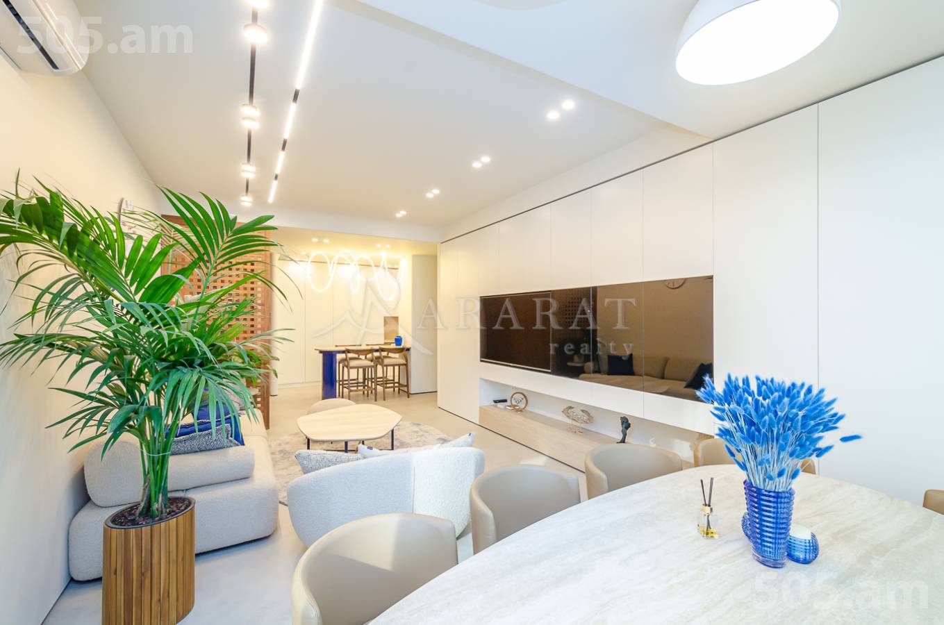 Купить 4 комнатную квартиру Фучик ул, Ачапняк Ереван, 153417