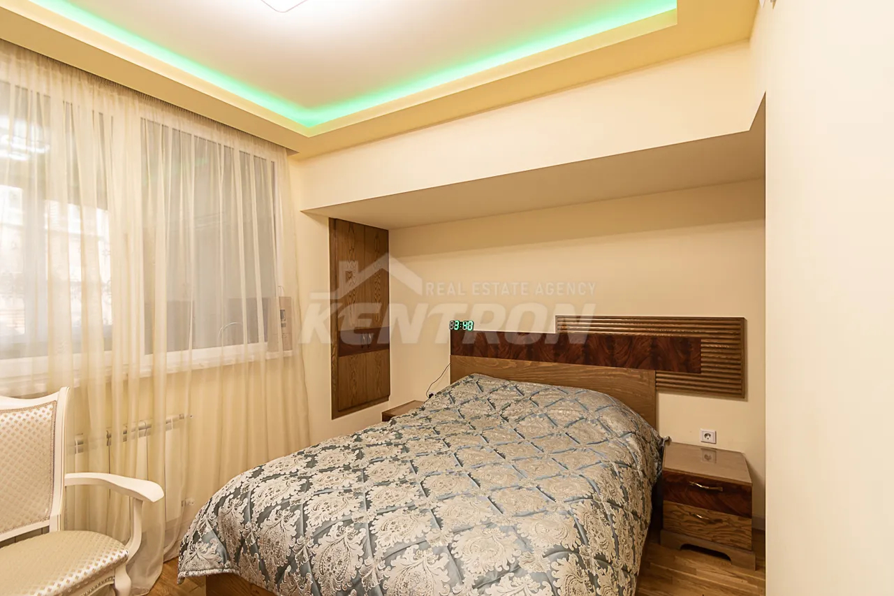 3 bedroom apartment for rent خیابان موسکوویان, مرکز شهر ایروان, 159373