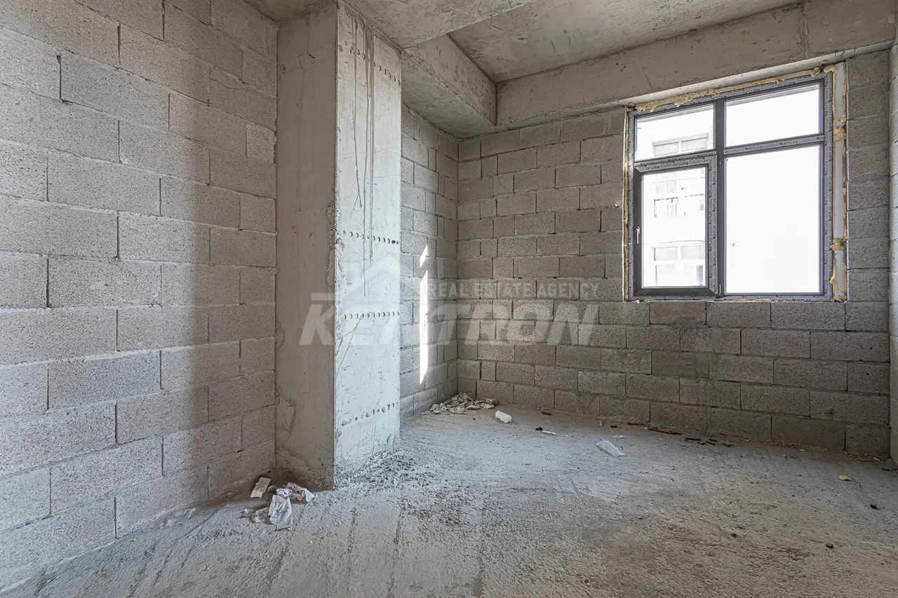 3 bedroom apartment for sale خیابان آنتارایین, مرکز شهر ایروان, 157847