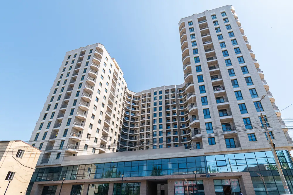 3-bedroom/apartment-for-sale-in-new-construction/Davit+Anhaxt+St/Kanaqer-Zeytun/Yerevan