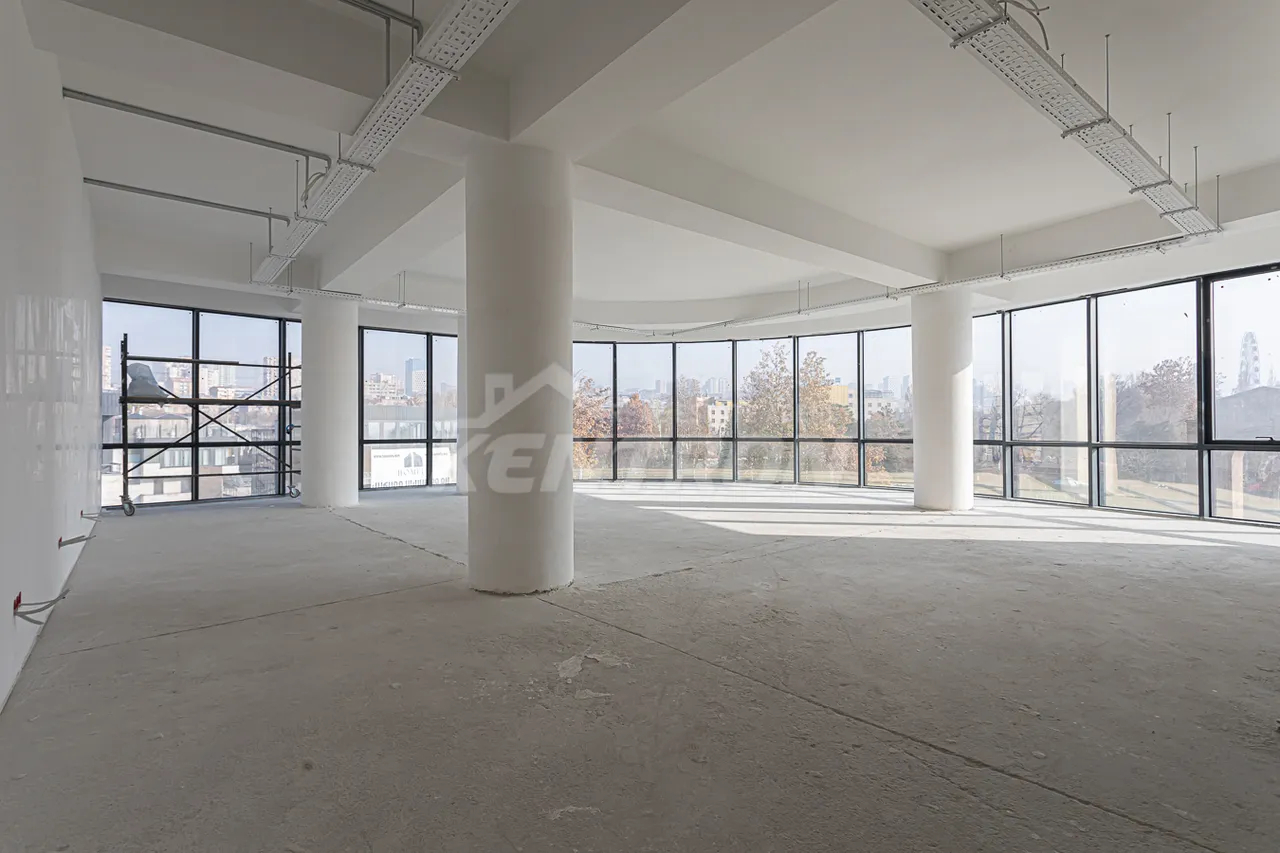 Commercial property for sale Azatutyan Ave, Arabkir Yerevan, 158320