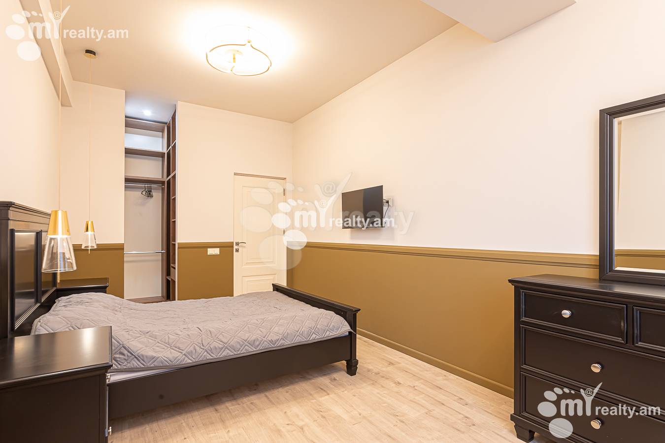 2 սենյականոց բնակարան  Ադոնց փող, Արաբկիր Երևան, 156872