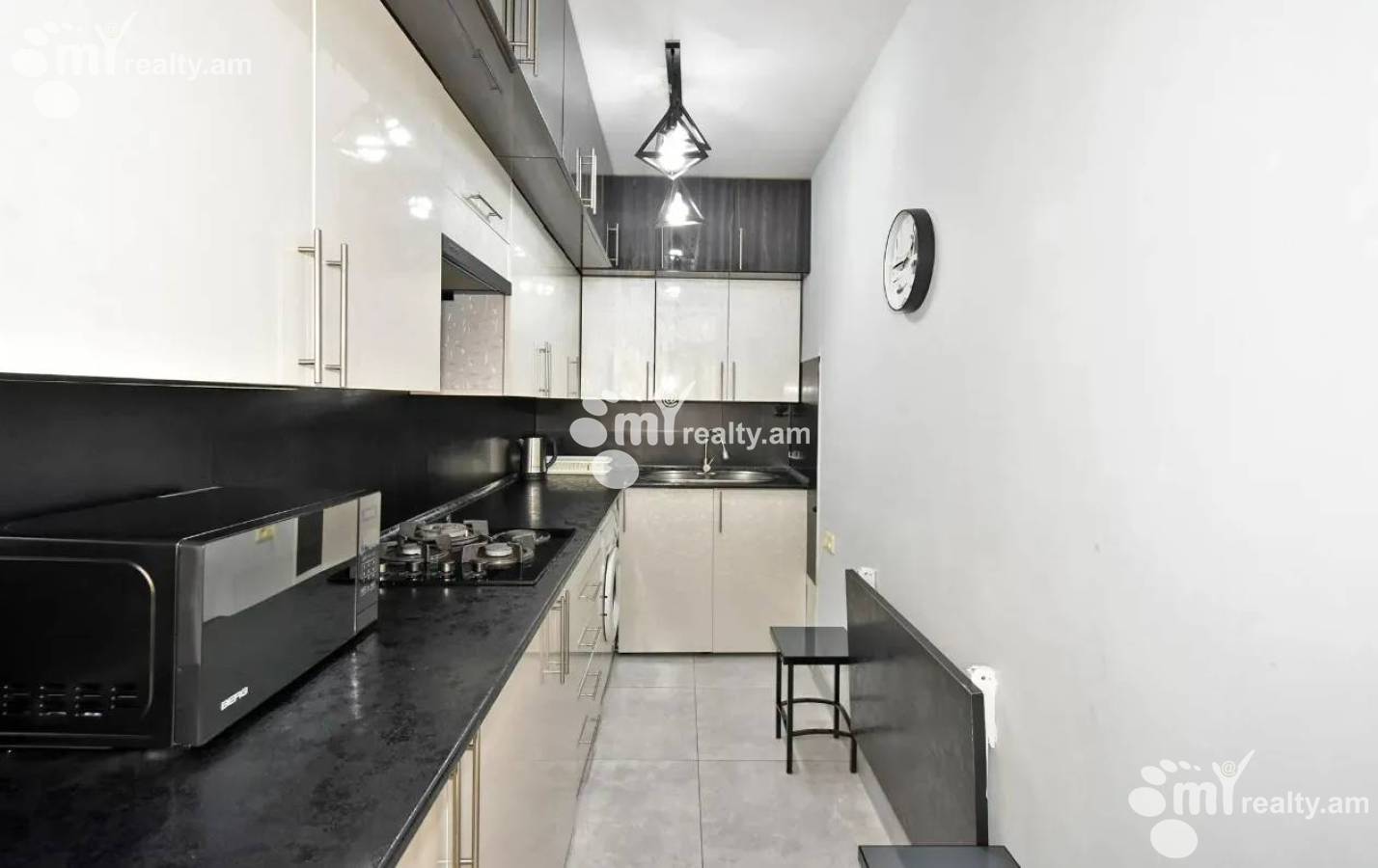 2 bedroom apartment for rent Aram St side, Center Yerevan, 148729