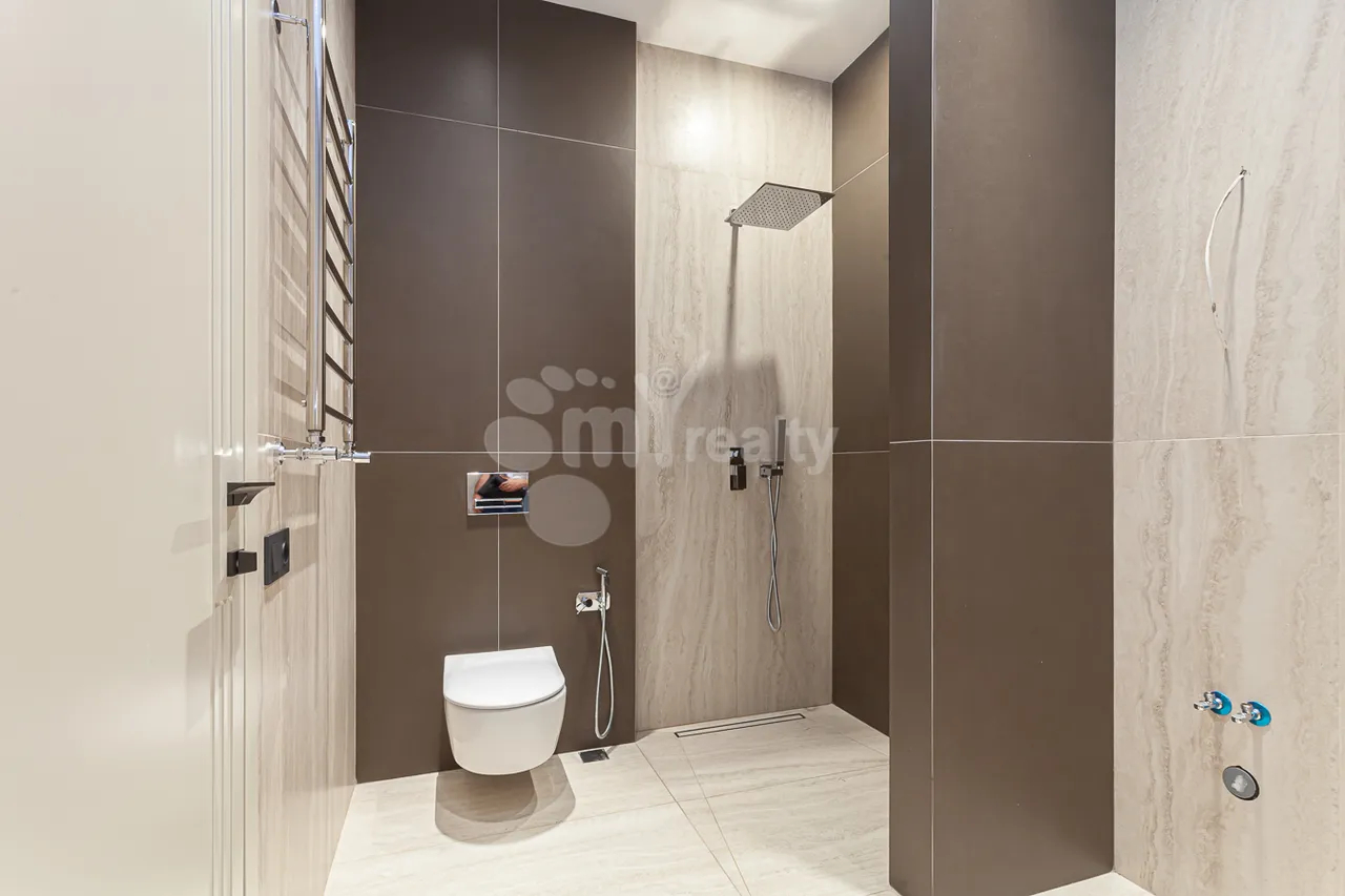 5 bedroom apartment for sale Orbeli Yeghbayrner   St, Arabkir Yerevan, 160863