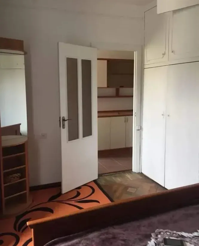 3 bedroom apartment for rent Abovyan St, Center Yerevan, 161850