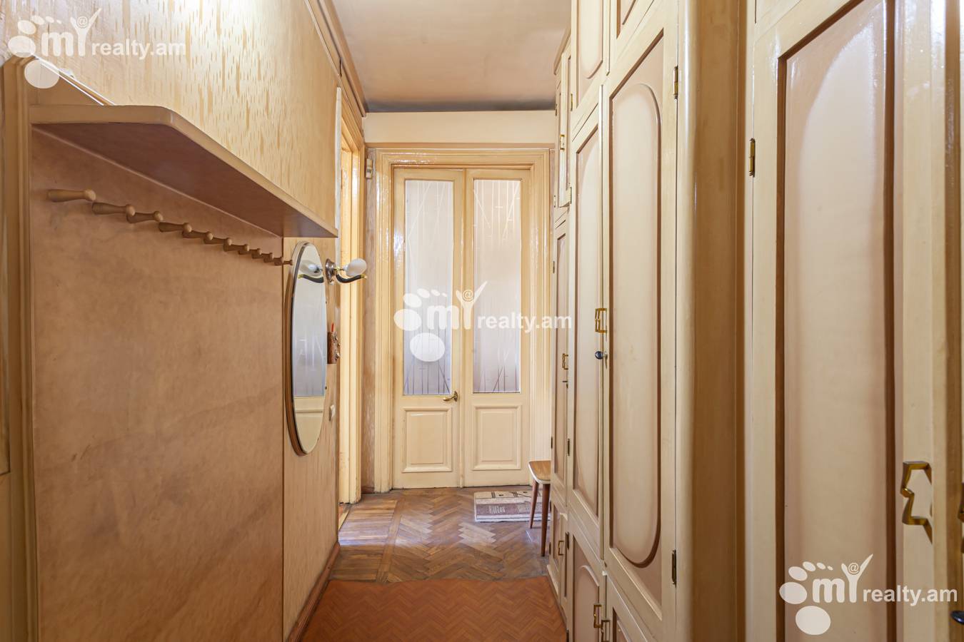3 սենյականոց բնակարան  Մաշտոցի պող, Կենտրոն Երևան, 141313