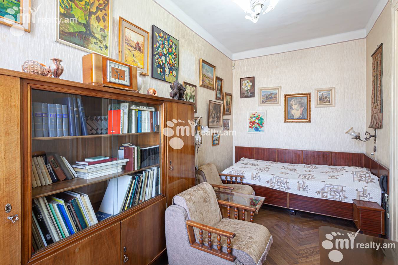 3 սենյականոց բնակարան  Մաշտոցի պող, Կենտրոն Երևան, 141313