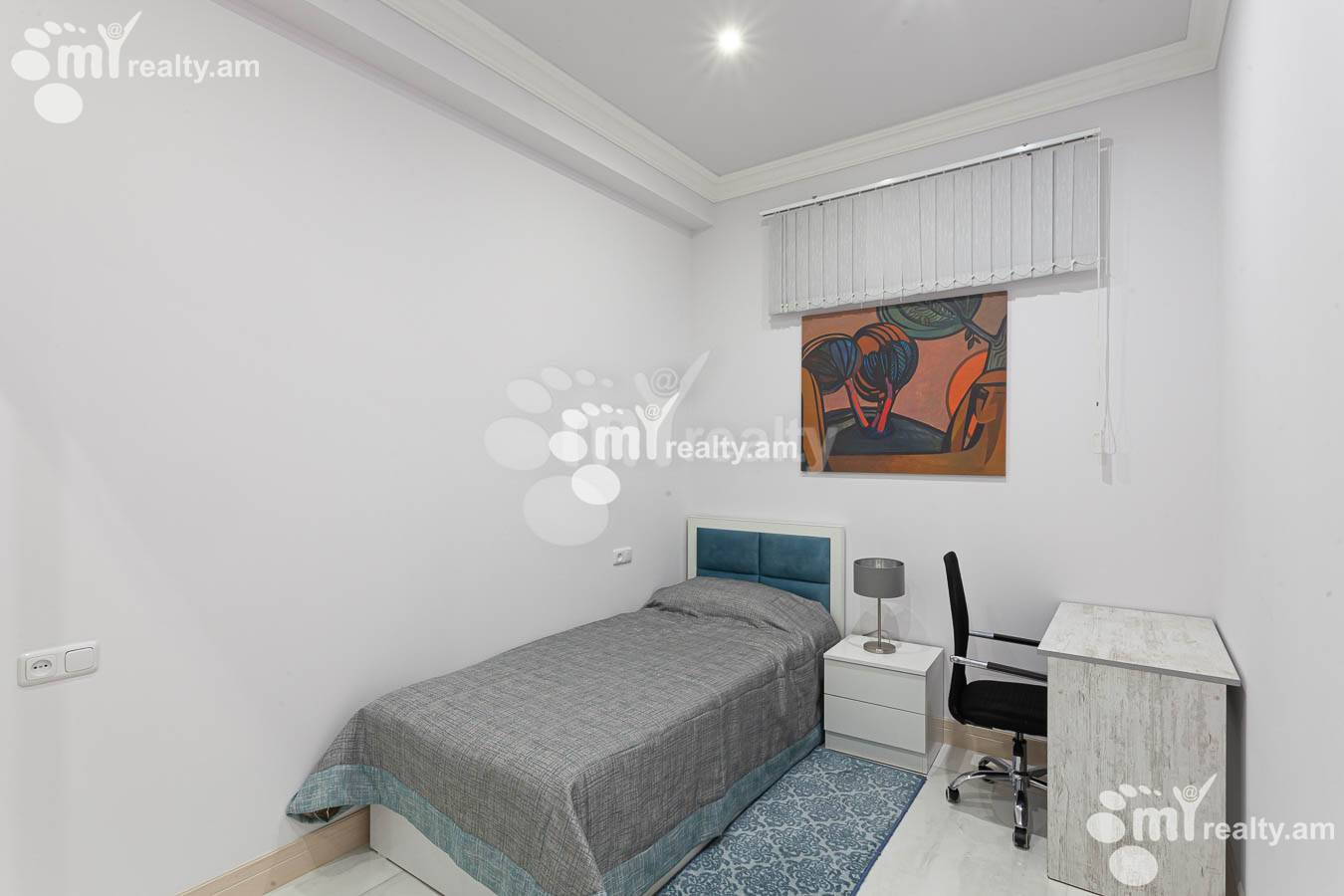 3 սենյականոց բնակարան վարձով Ամիրյան փող, Կենտրոն Երևան, 152995
