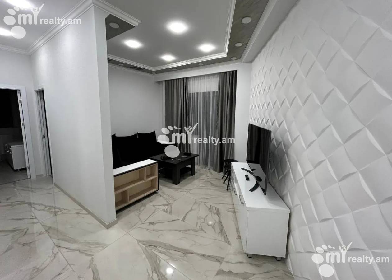 3 bedroom apartment for sale Hanrapetutyan St, Center Yerevan, 156970