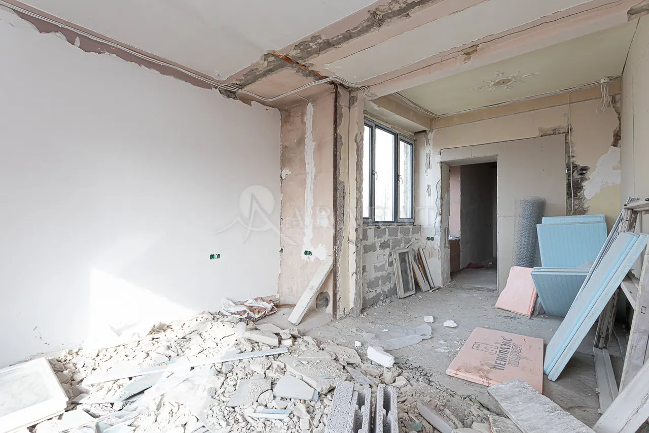 5 bedroom apartment for sale Komitas Ave, Arabkir Yerevan, 158188