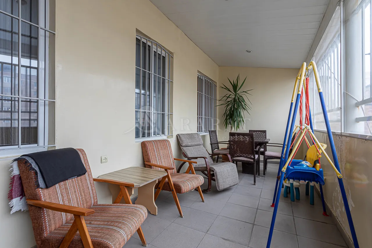 5 bedroom apartment for sale Hr.Kochar St, Arabkir Yerevan, 158248