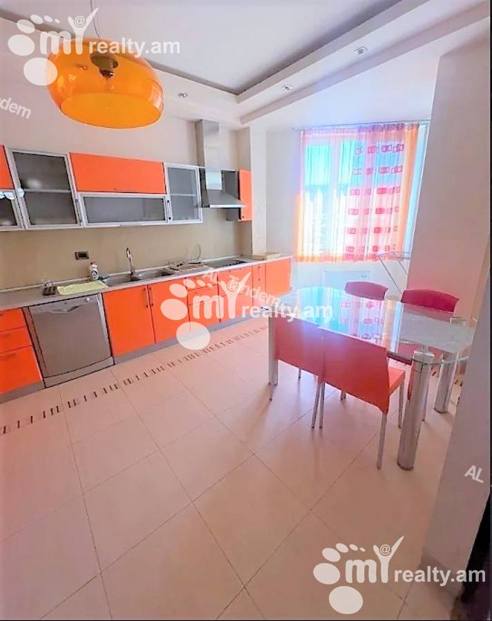 3 bedroom apartment for sale Abovyan St, Center Yerevan, 140584