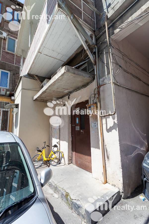 3 bedroom apartment for rent Tumanyan St, Center Yerevan, 147905