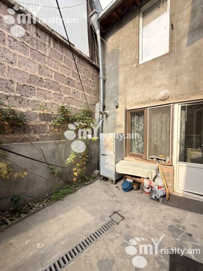 Առանձնատուն  Դրոյի փող., Քանաքեռ-Զեյթուն Երևան, 158038